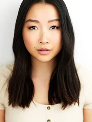Carolyn Kang