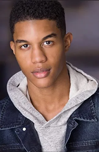Aaron Valentine