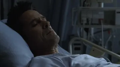 - Além de um Crime-E4