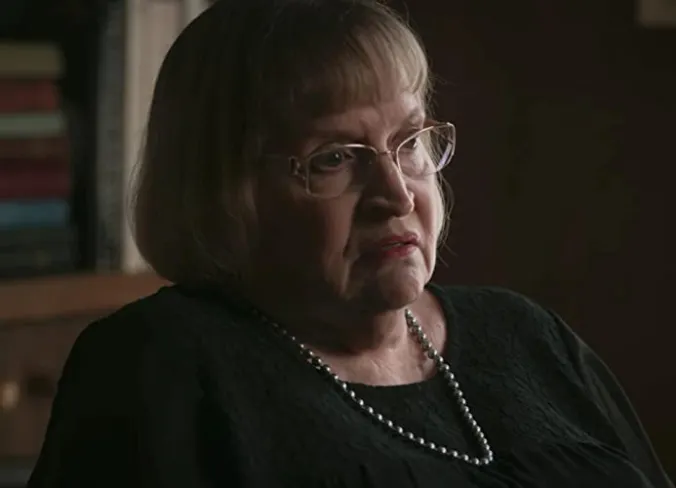 Sandi Holt