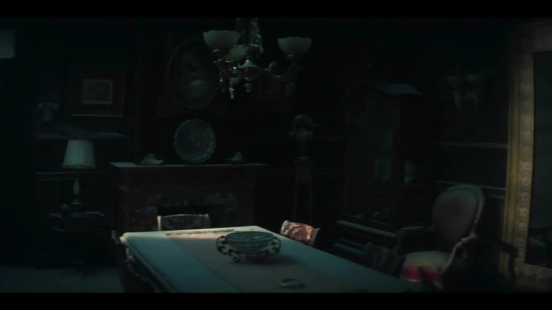 E3.The Mirror
