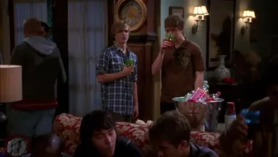Dois Homens e Meio-E12