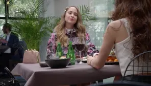 Cena do episódio 19 de Quem Segura a Minha Família?