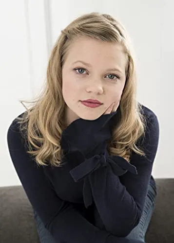 Elise Jones