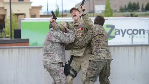 E4