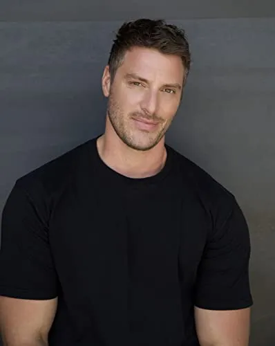 Ryan Faucett