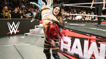Raw Episódio 10