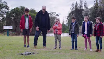 E10.O caso do drone desorientado / O caso do dia do aniversário