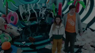 Gabby Duran: Babá de Aliens-E16.Vortex & Night Train