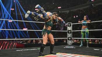 Raw Episódio 2