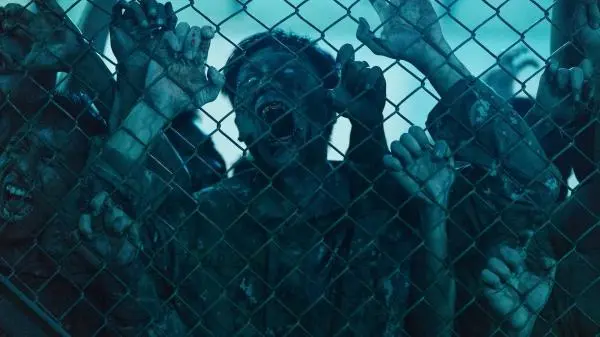 Movie Poster: Zombiepura