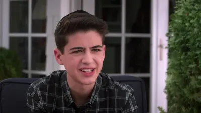 Andi Mack-E11.One In a Minyan