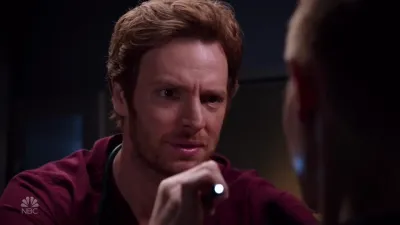 Chicago Med: Atendimento de Emergência-E2.We're Lost in the Dark