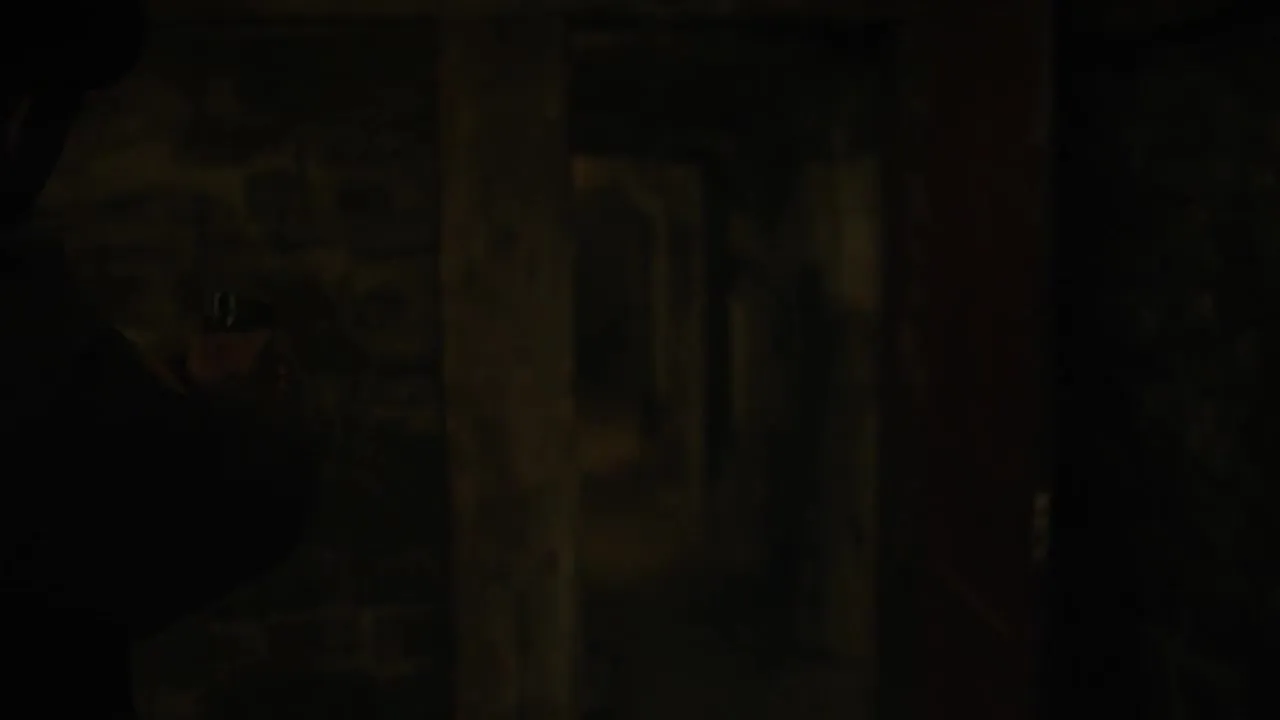 E10