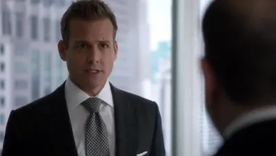 Suits-E11