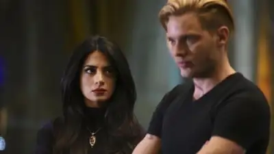 Shadowhunters: The Mortal Instruments-E9