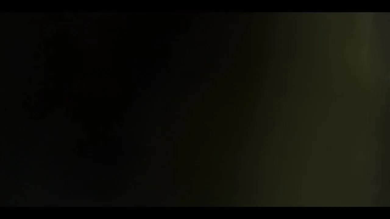 E10
