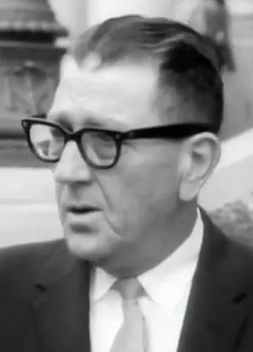 Earle Cabell