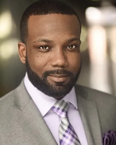 Robert Q Jackson