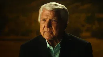 Jerry Jones e seus Cowboys-O confronto em Valley Ranch