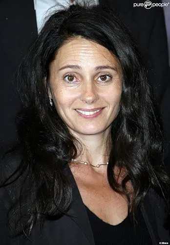 Anouk Grinberg