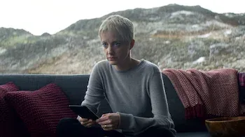Black Mirror-Crocodilo