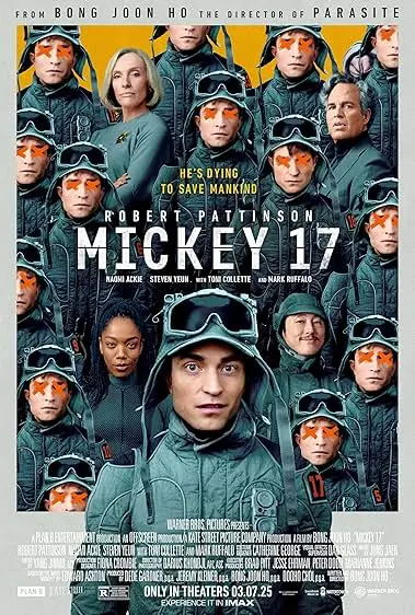 Capa de Mickey 17