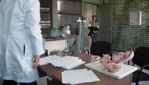 Cena do episódio 64 de Quem Segura a Minha Família?