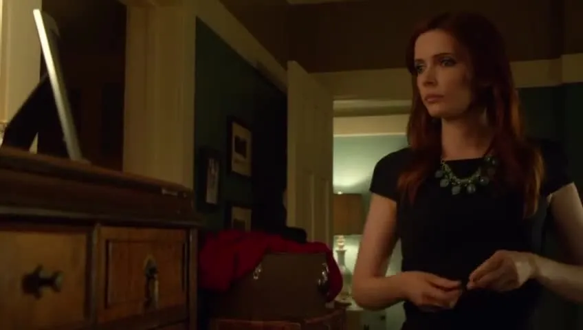 E8