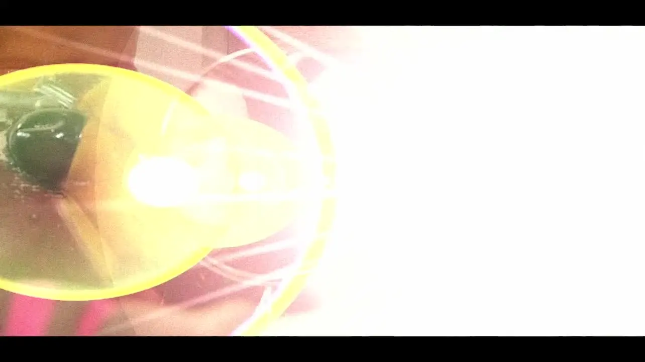 E8
