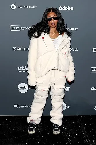 Tia Nomore
