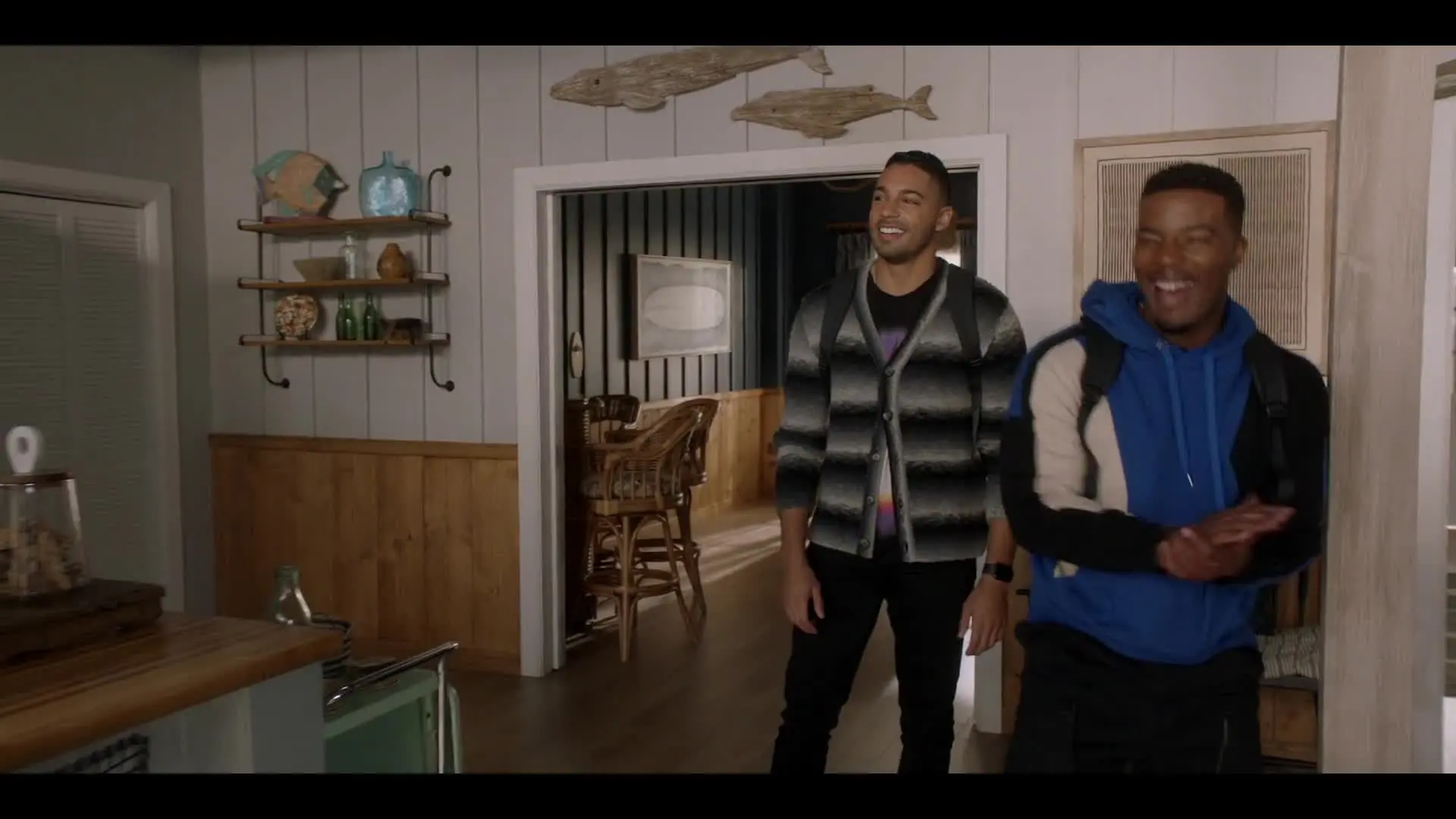 E7.Hate It or Love It