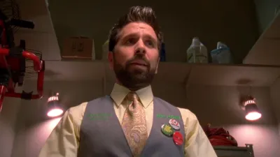 Chuck-E6