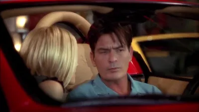 Dois Homens e Meio-E9