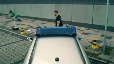 8 Dias-E8.Frieden