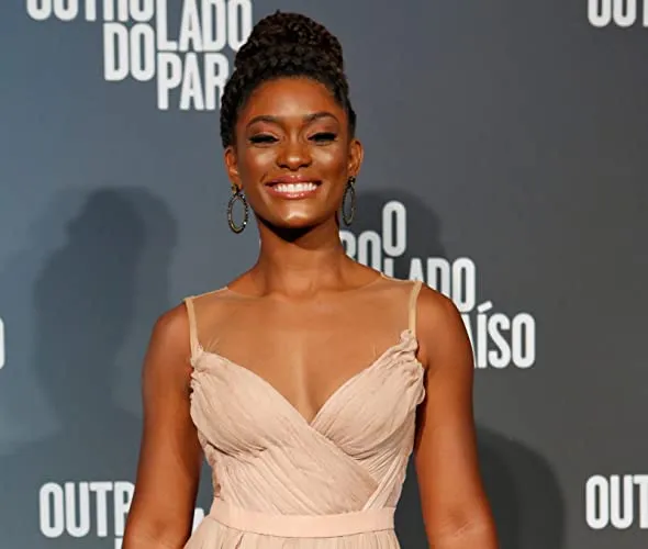 Erika Januza