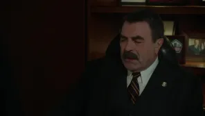 Cena do episódio 7 de Sangue Azul