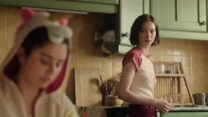 Cena do episódio 1 de Manual de Assassinato para Boas Garotas