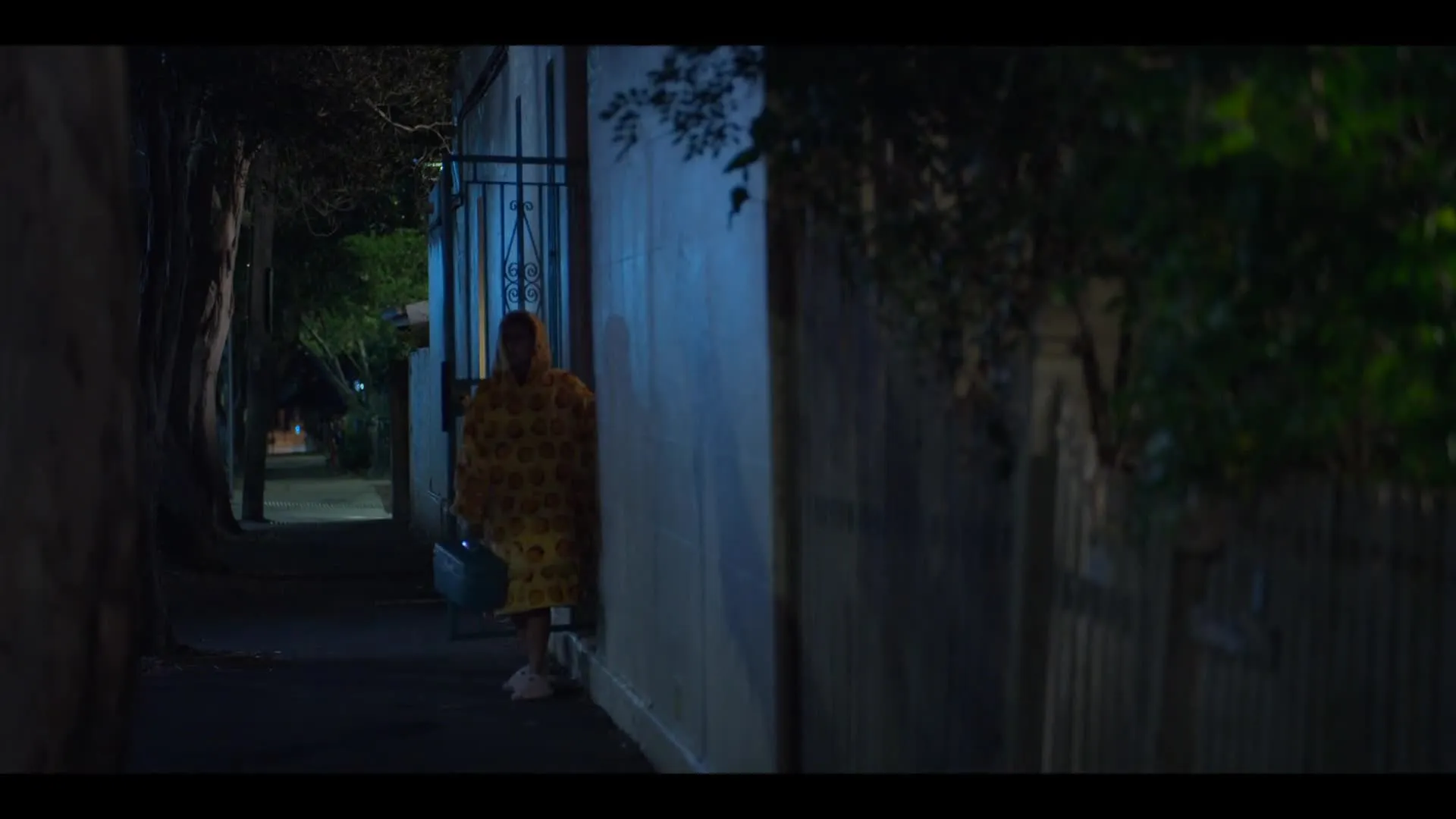 E1.Daddy Sleepover