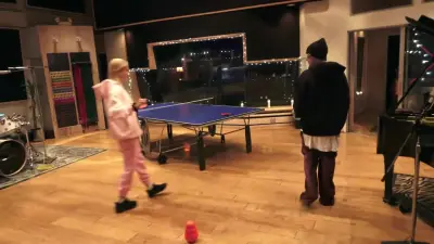 Justin Bieber: Seasons-E1.Leaving the Spotlight