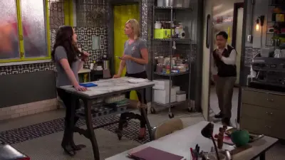 Duas Garotas em Apuros-E4