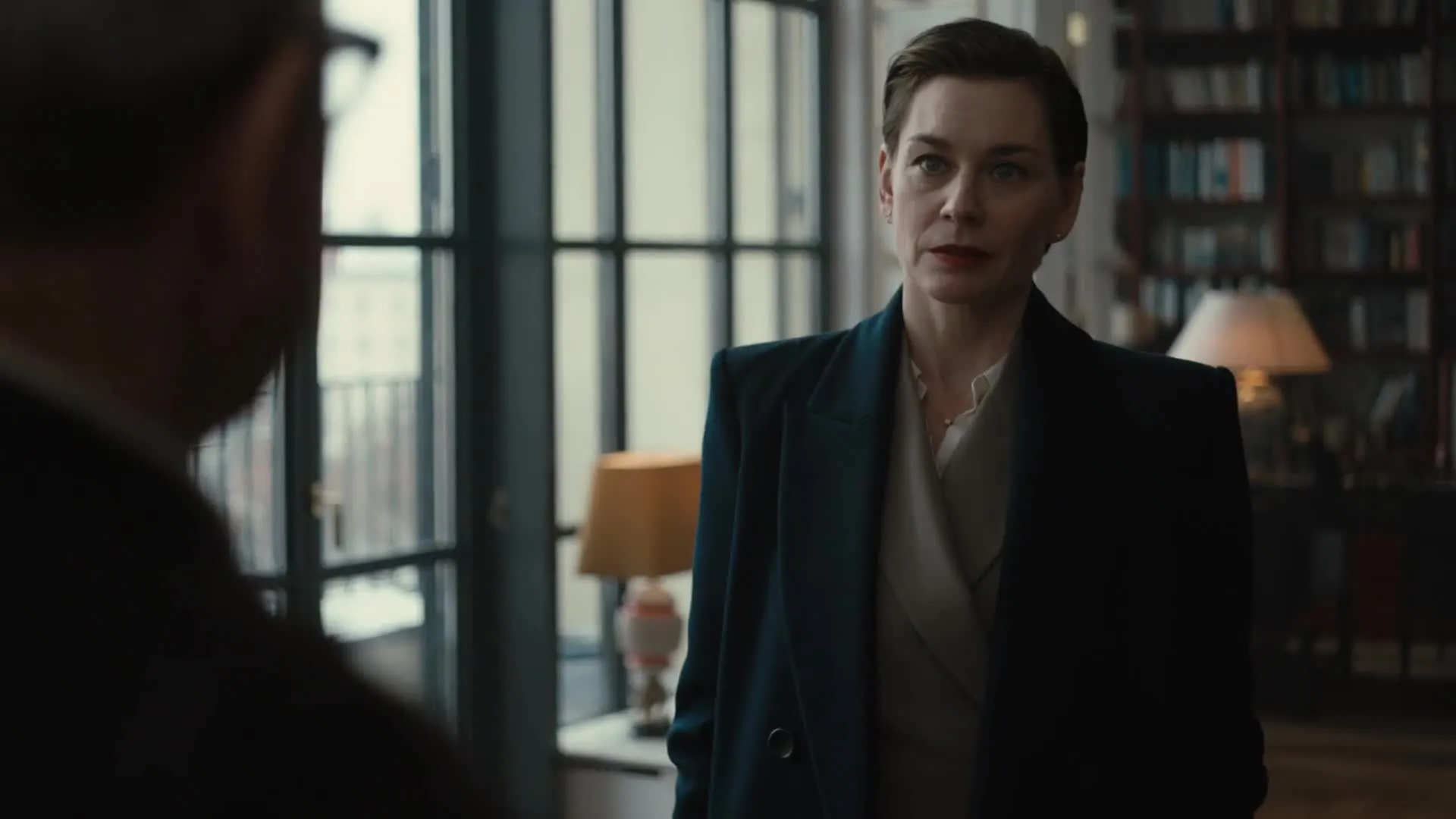 E12.Glimmers and Ghosts