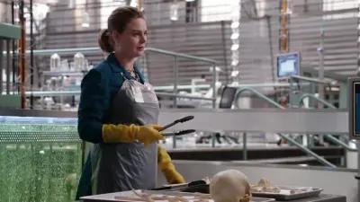Bones-E21