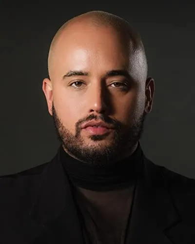 Coco Alexander Bueno