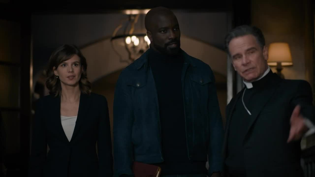 Evil: Contatos Sobrenaturais Episódio 1