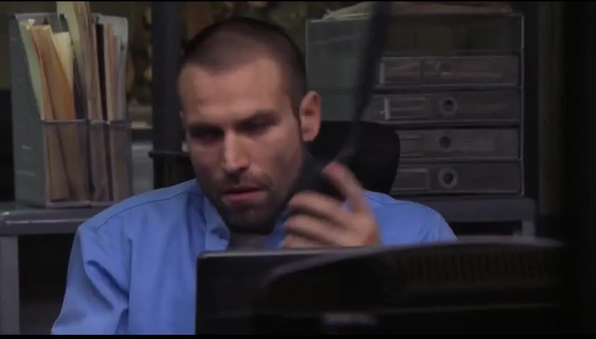 E8