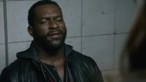 Cena do episódio 13 de Sangue Azul