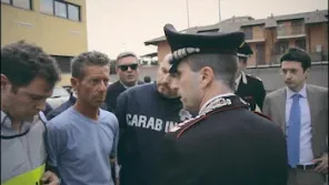Cena do episódio 1 de O Assassinato de Yara Gambirasio