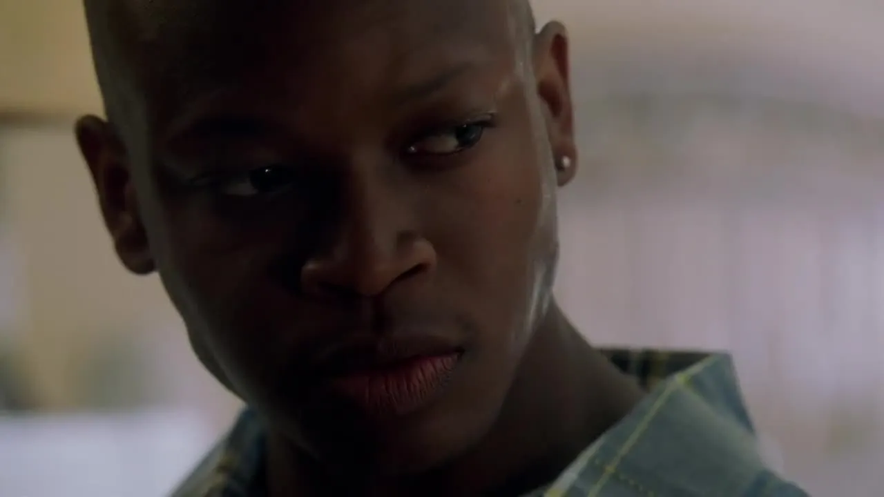 E6