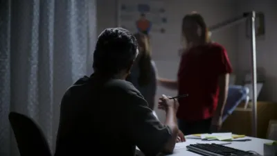 Lobo em Pele de Cordeiro: Abuso de Poder-E4